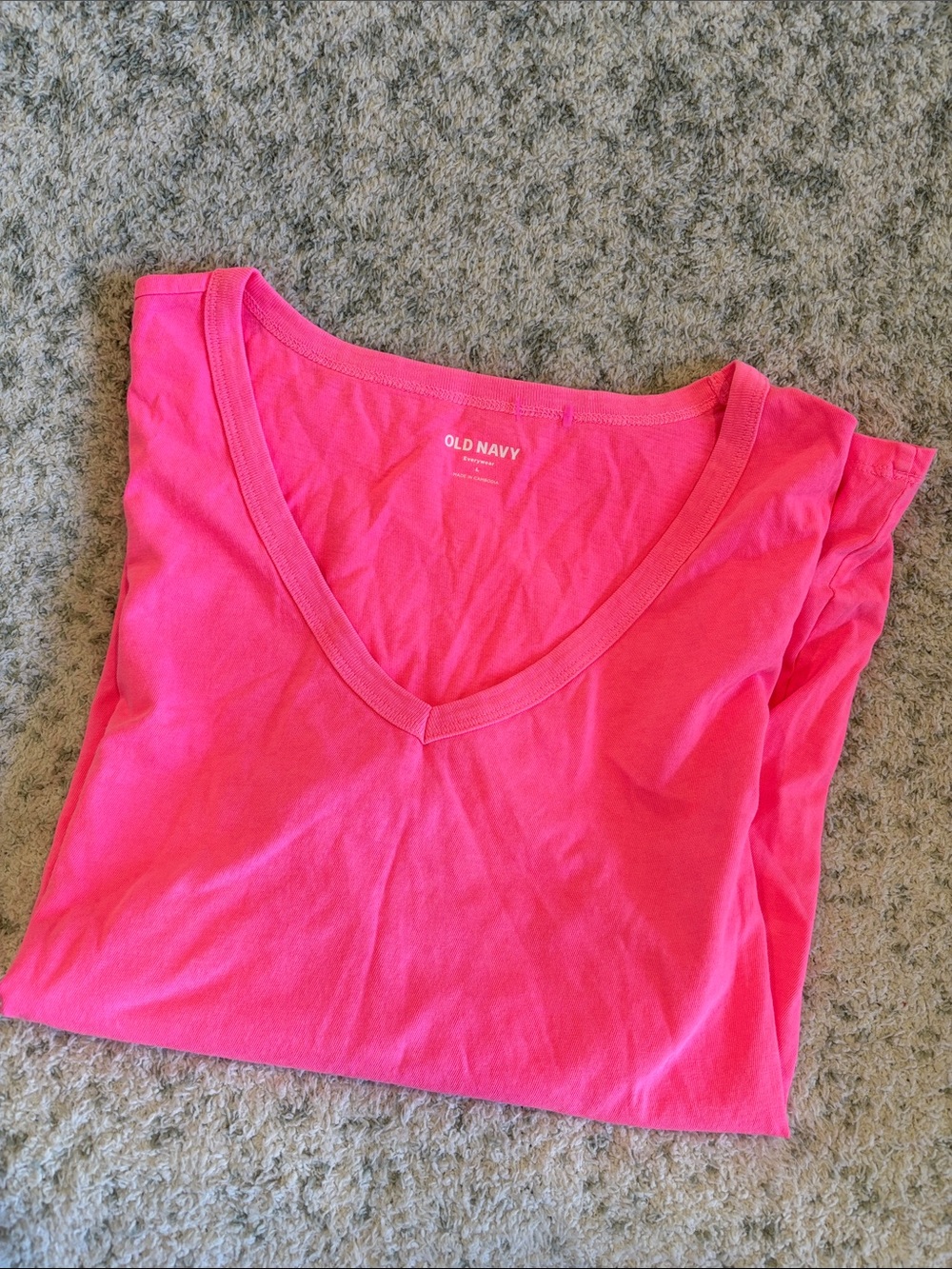 Old Navy Everwear Hot Pink Neon Short-Sleeve V-Neck Tee NWT cotton